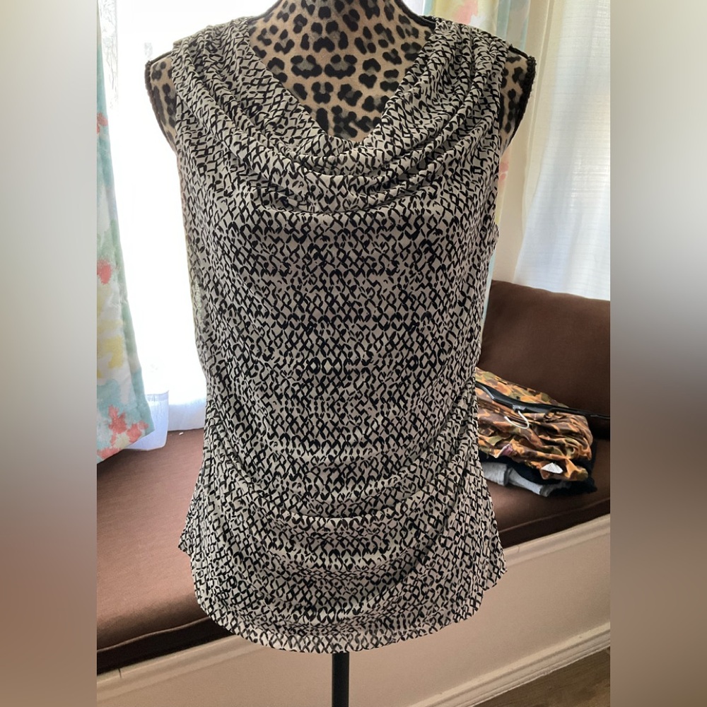 cable & gauge Black and Gray Patterned top